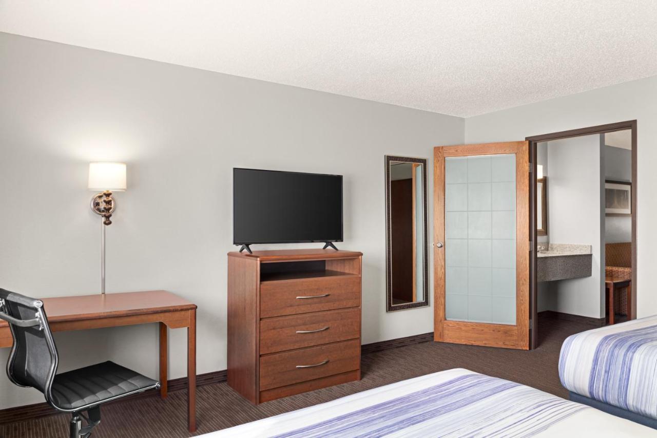 Americinn By Wyndham Sauk Centre Phòng bức ảnh