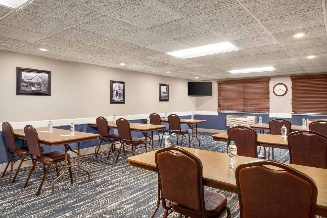 Americinn By Wyndham Sauk Centre Ngoại thất bức ảnh