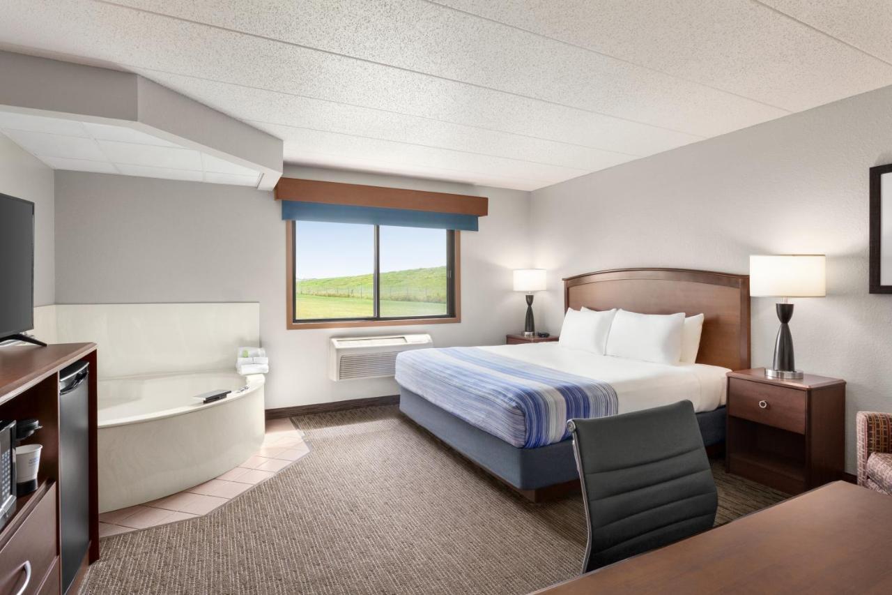 Americinn By Wyndham Sauk Centre Phòng bức ảnh