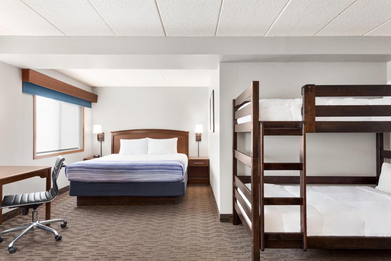Americinn By Wyndham Sauk Centre Phòng bức ảnh