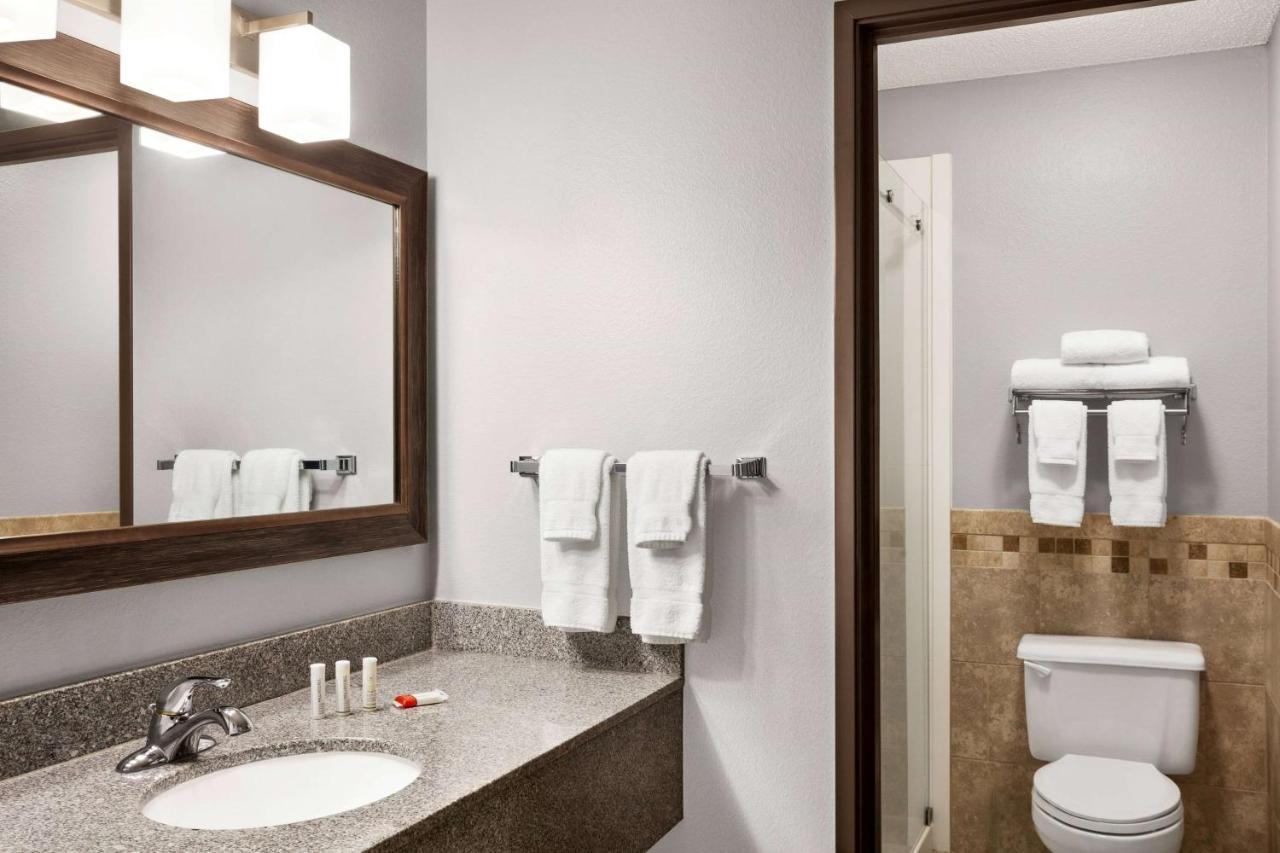 Americinn By Wyndham Sauk Centre Ngoại thất bức ảnh