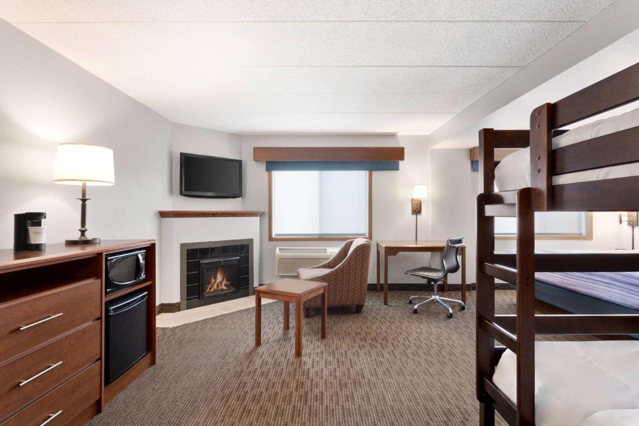 Americinn By Wyndham Sauk Centre Ngoại thất bức ảnh